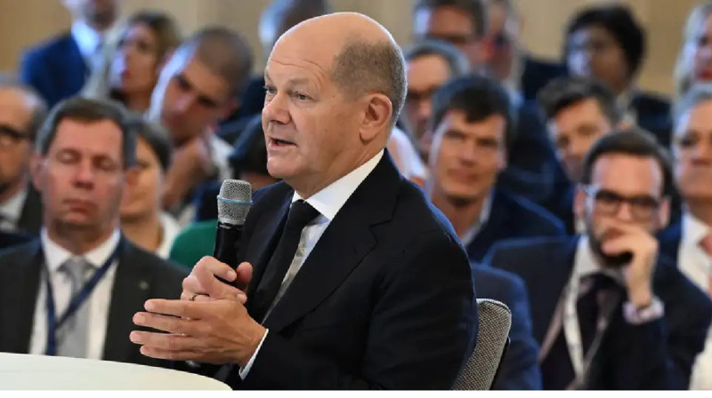 Шольц жаңа мүшелер қабылданғанға дейін ЕО-да реформалар жүргізуге шақырды