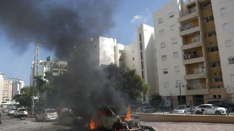 Израиль: Содырлар 100 әскери және бейбіт тұрғынды  ұрлап кеткен