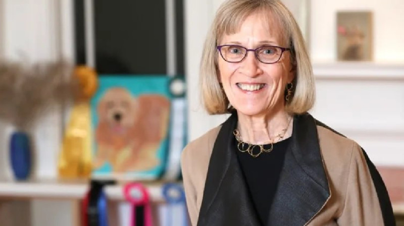 Клаудия Голдин: Әйелдің табысының төмен болуына күйеуі кінәлі