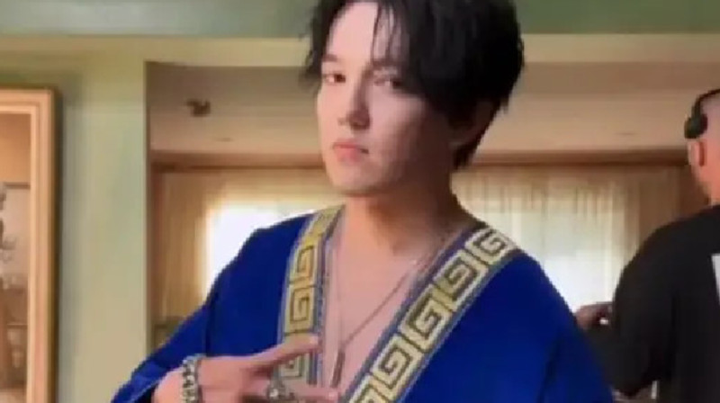 Димаш Құдайберген Лос-Анджелесте бейнебаян түсіріп жатыр