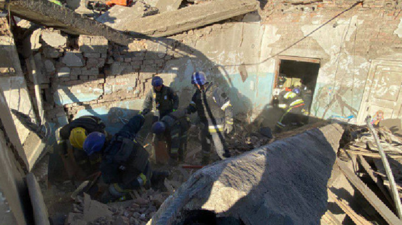 Ресей Никопольдегі гимназияны атқылап, 4 қызметкер қаза тапты