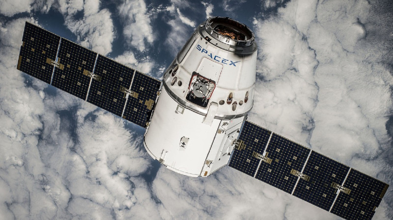 SpaceX Қазақстанда 2 мың мектепті интернетке қосады