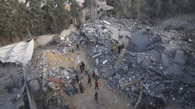 БҰҰ: Газа секторында миллионға жуық адам босқынға айналды