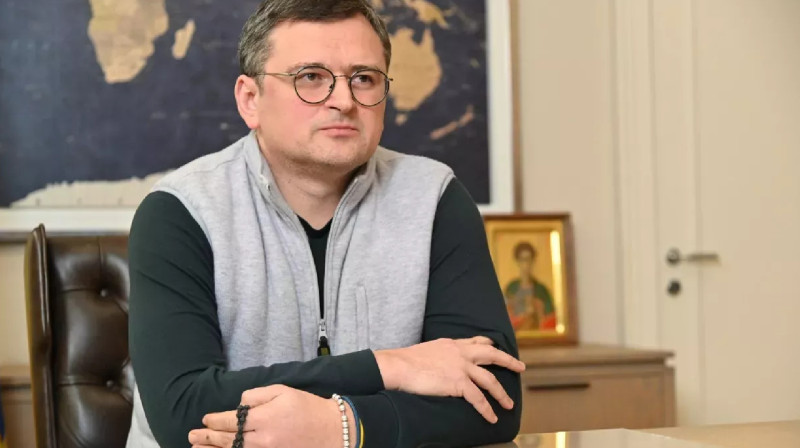 Кулеба: АҚШ ATACMS зымырандарын Украинаға тұрақты түрде береді