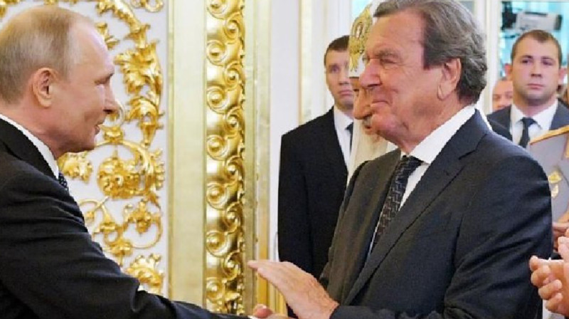 Шредер: Маған Украина мен Ресей арасындағы келіссөзде делдал болуды ұсынған