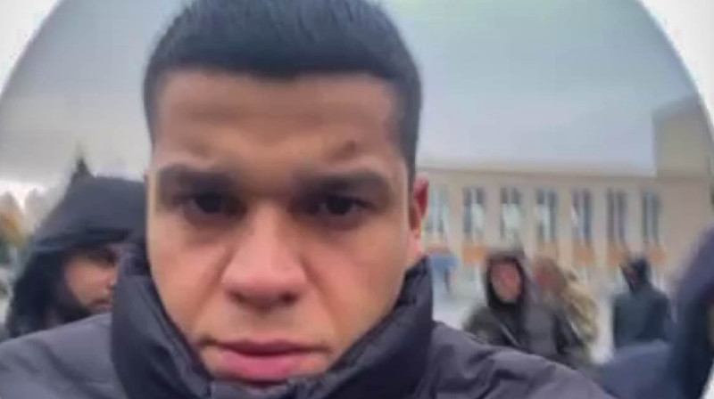 Мәскеу маңында мешітке келушілерді әскери комиссариатқа ұстап апарды