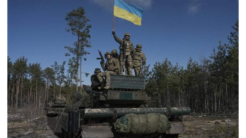 Ұлыбритания: Авдеевкаға шабуылдар ресейлік шығынды 90%-ға арттырды