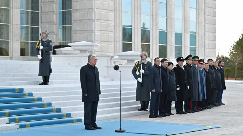 Қасым-Жомарт Тоқаев Мемлекеттік ту көтеру рәсіміне қатысты