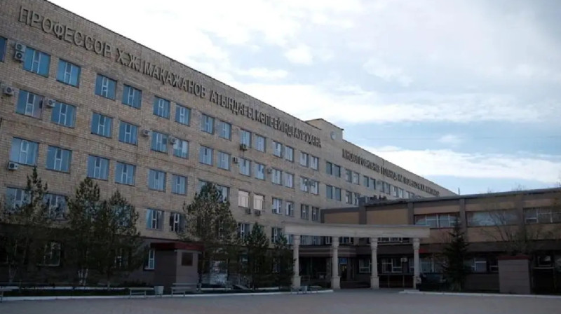 Қарағанды ауруханаларына кешелі бері 28 кенші жеткізілді