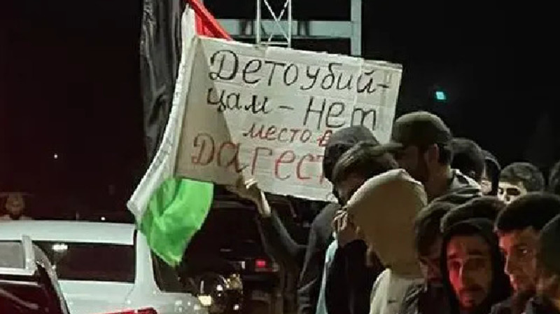 Дағыстан басшысы әуежайдағы тәртіпсіздікке сатқындар мен бандеровшыларды айыптады