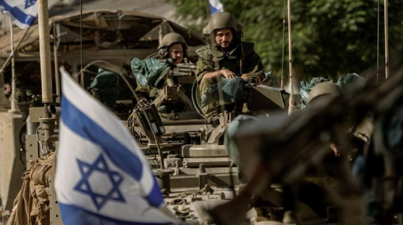 Израиль әскері Хамастың кепілге алынғандардың бірін босатты