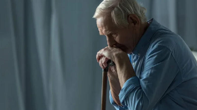 Алаяқтар қарттарды алдап 24 млн теңге пайда көрген