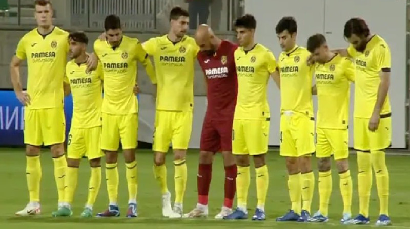 Екі футболшы Хамас шабуылы құрбандарын еске алуға бойкот жасады