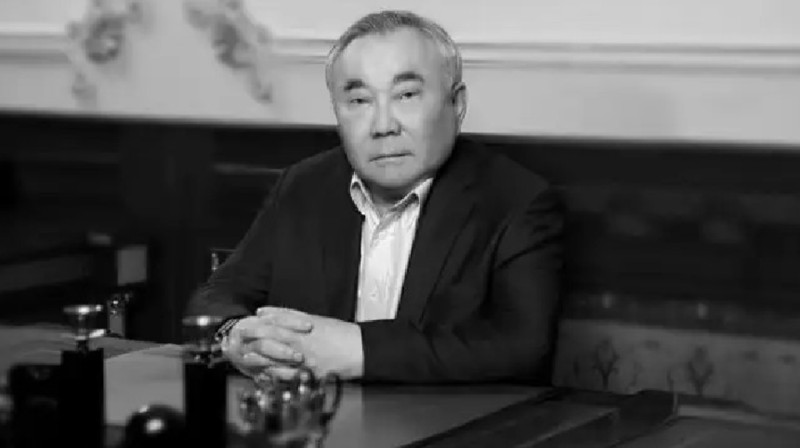 Болат Назарбаев өмірден озды
