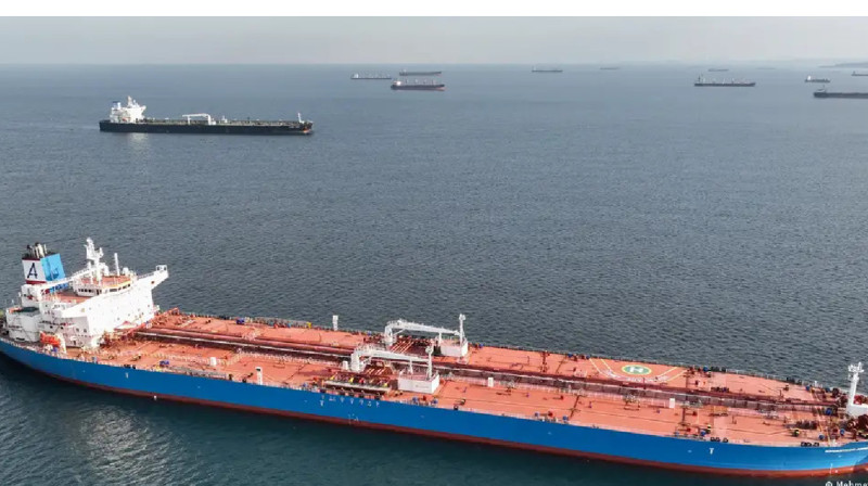 WP: Ресей мұнайы Пентагонға жеткізу тізбегіне еніп кеткен