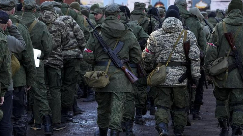 Новосібірде әскерге кеткендердің әйелдерінің «жабық» митигісі өтті