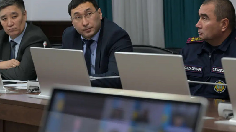 Павлодарда дауылға баланысты басқарма басшысы қызметінен босатылды