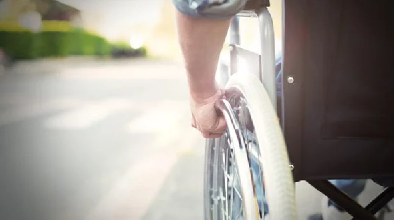 Арбадағы адам жедел жәрдем көлігінің астына түсіп мерт болды