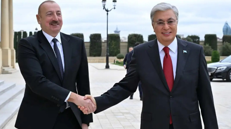 Президент Қасым-Жомарт Тоқаев Әзербайжанға барды