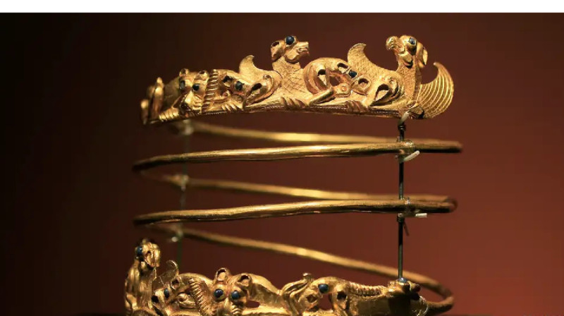 Қырымның «скиф алтыны» Амстердамнан Киевке жеткізілді