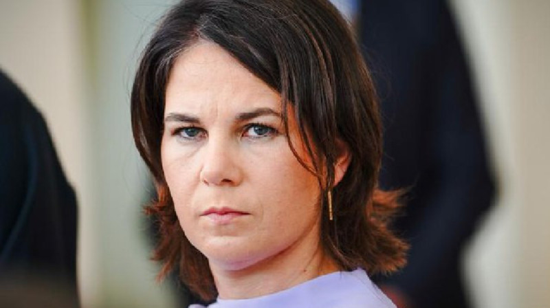 Бербок қыста Украинаға қолдау көрсетуге шақырады