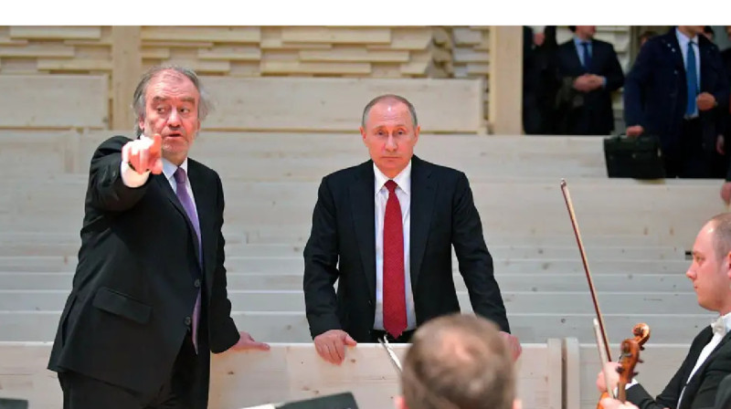 Ресей: Үлкен театр Путиннің досы Валерий Гергиевке берілді