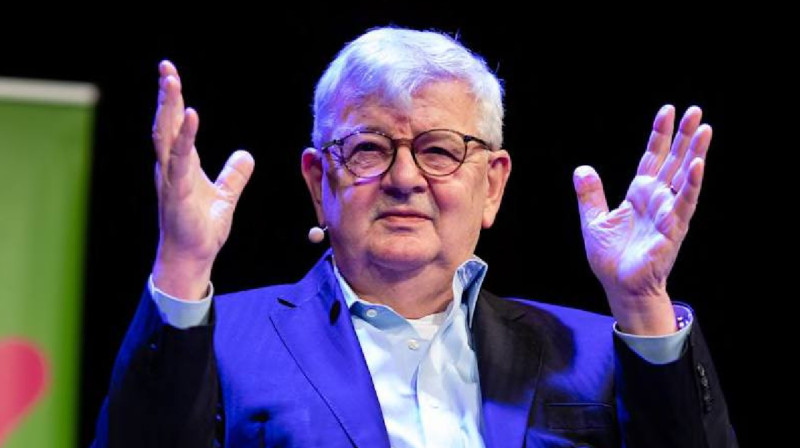 Германия СІМ экс-басшысы Еуропаны өз ядролық арсеналымен қарулануға шақырды