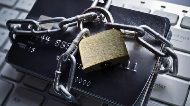 Өзбекстанның Орталық банкі банк карталарын бұғаттай алады