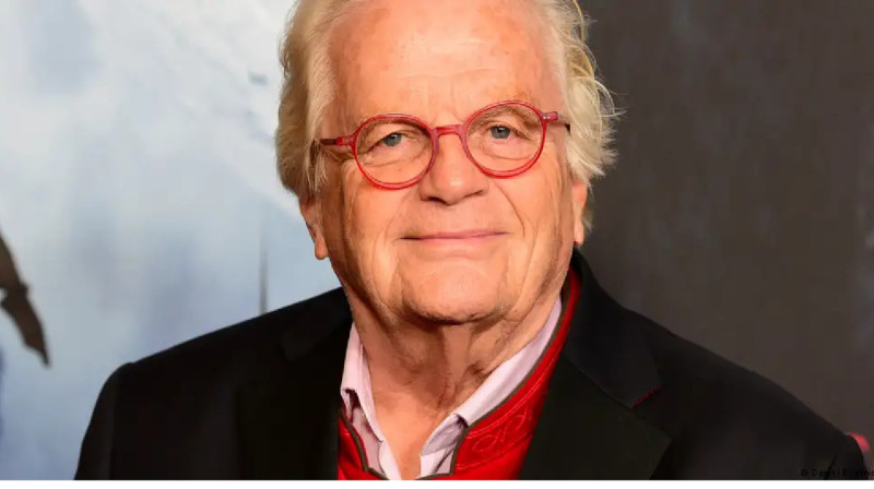 Неміс дирижері Ресеймен байланысы үшін фестивальден шеттетілді