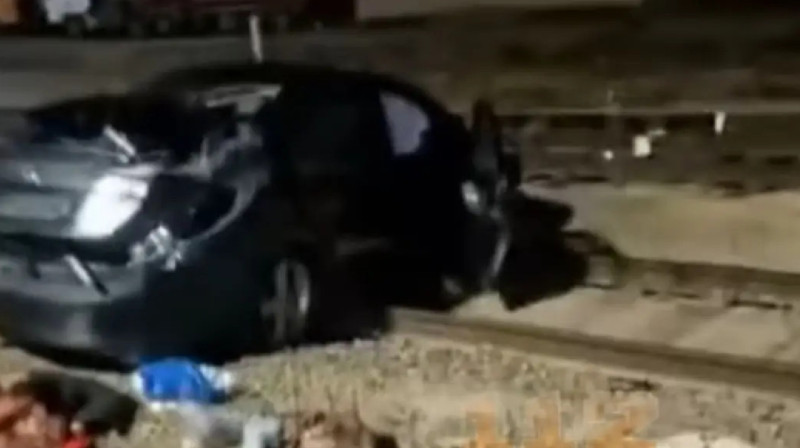 Шетпеде теміржолға шығып кеткен көлік жүргізушісі қаза тапты