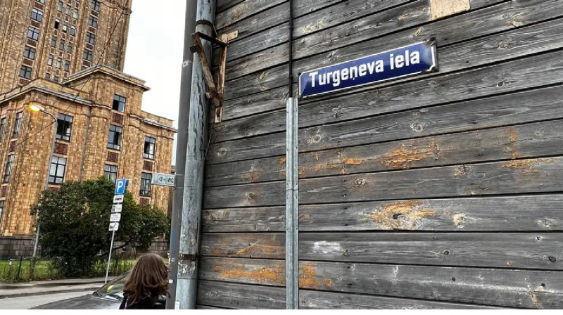 "Орыстілділерге деген оңбаған қылық". Латвия Путинге жауап берді