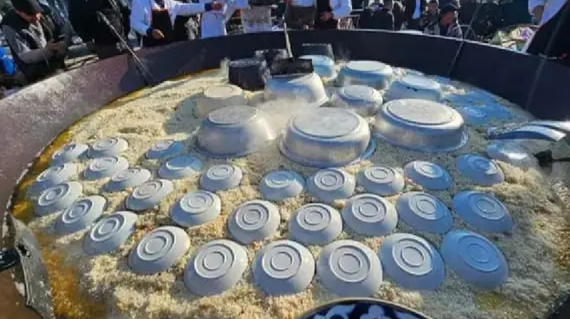 Өзбекстанда 8 тонна палау пісірілді