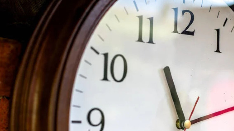 Республикалық 3 қала мен 12 облыс жергілікті уақытты 1 сағатқа артқа ауыстырады