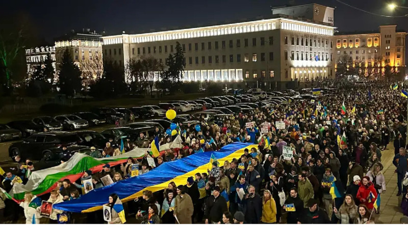 Болгария Украинаға БТР мен PZRK береді