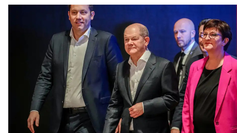 Шольц: Басқа елдер күмілжіп отырса да, Украинаға көмектесе береміз