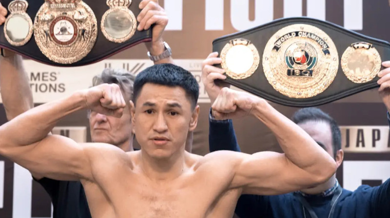 Кәсіпқой бокс: Жанқош Тұраров жапондықты басымдықпен ұтты