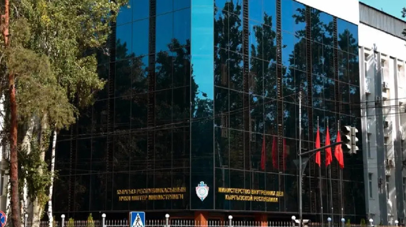 Қырғызстанда журналистердің үйі мен жұмыс орнын тінтіп жатыр