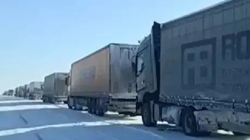Қазақстан-Ресей шекарасында жүк көліктеріне шектеу қойылды