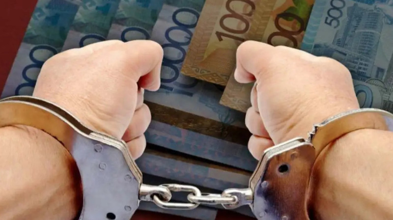 Балабақшаға жұмысқа орналасу үшін алаяққа 12 млн теңге берген