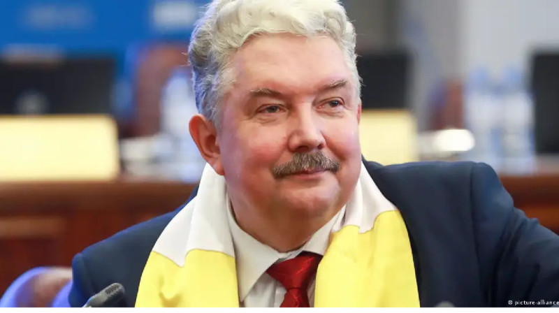 Ресей президенттігіне сайлаудан тағы екі үміткер шығып қалды
