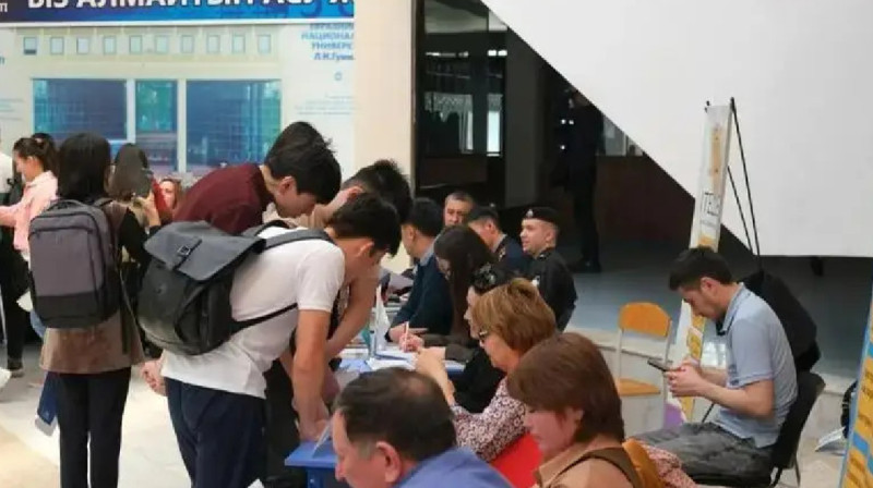 Еңбек министрлігі сұранысқа ие мамандық иелерін атады
