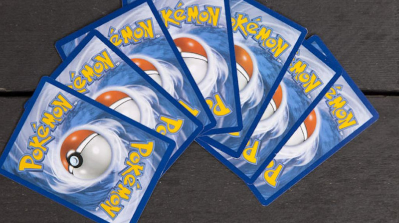 Францияда екі адам Pokemon картасын ұрлағаны үшін сотталды