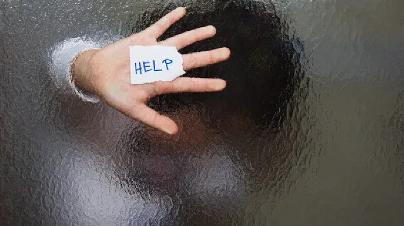 Мүгедек балаға қол көтерген мұғалім жұмыстан қуылды