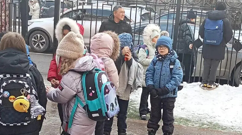 Алматыдағы зілзалада қираған үйлер жөнінде жедел желіге хабарлауға болады