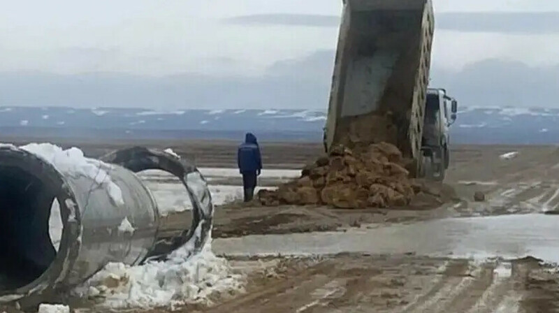 Шығыс Қазақстанда тасжолдарды қызыл су басты