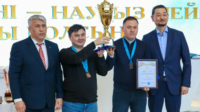 Президент іс басқармасы қызметкерлері арасындағы тоғызқұмалақ турнирі мәреге жетті