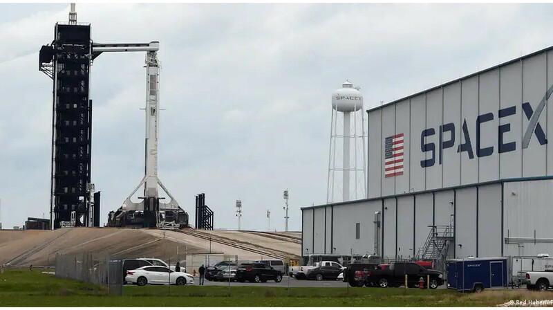 SpaceX АҚШ барлау қызметі үшін тыңшы жерсерік желісін жасайды