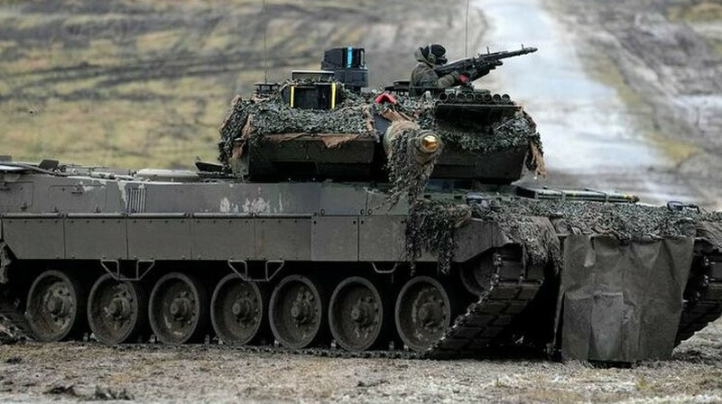 Испания Украинаға өз қорынан  тағы 19 Leopard 2A4 танкін береді