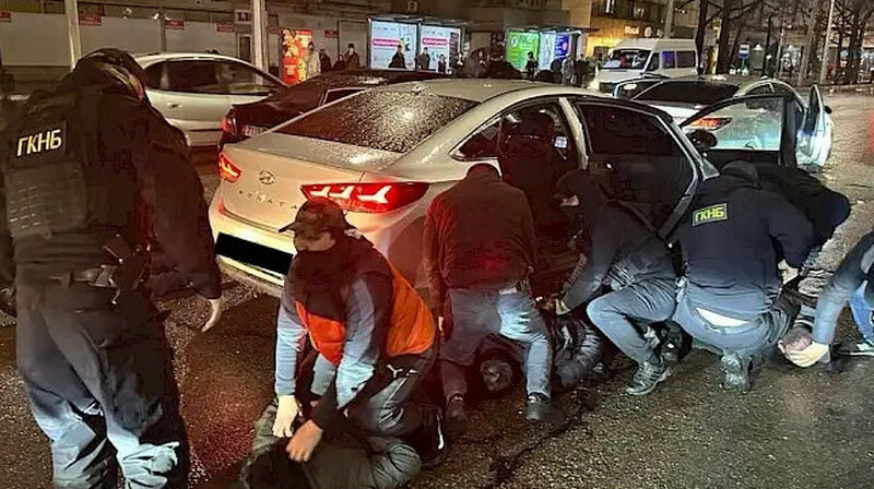 Қырғыз елінің басшылығына қастандық жасамақ болған қылмыстық топ ұсталды
