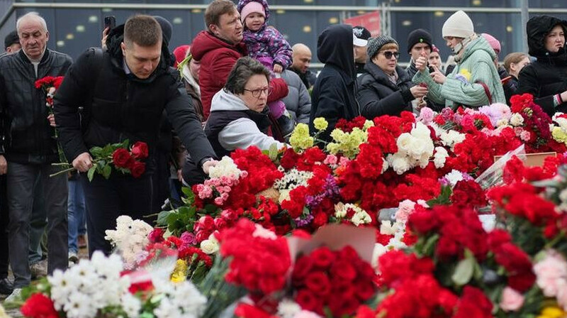 Crocus City Hall залында лаңкестік әрекетте қаза тапқандарды еске алды